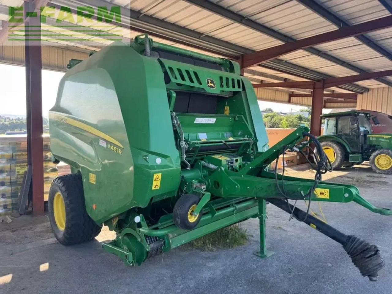 John Deere v461r - Χορτοδετική μηχανή τετράγωνες μπάλες: φωτογραφία 1 John Deere v461r - Χορτοδετική μηχανή τετράγωνες μπάλες: φωτογραφία 1