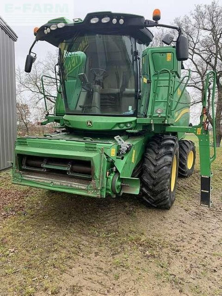 John Deere w660 - Θεριζοαλωνιστική μηχανή: φωτογραφία 2 John Deere w660 - Θεριζοαλωνιστική μηχανή: φωτογραφία 2