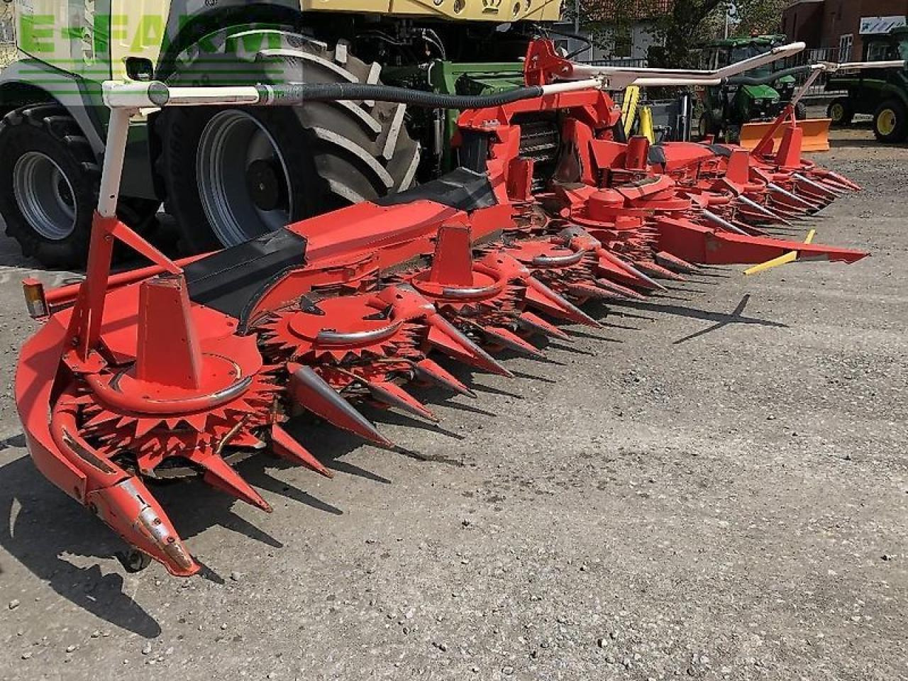 Kemper 375+ für krone bigx, my2020, eine saison gelaufen - Εξαρτηματα - Ενσιρωτική μηχανή: φωτογραφία 3 Kemper 375+ für krone bigx, my2020, eine saison gelaufen - Εξαρτηματα - Ενσιρωτική μηχανή: φωτογραφία 3