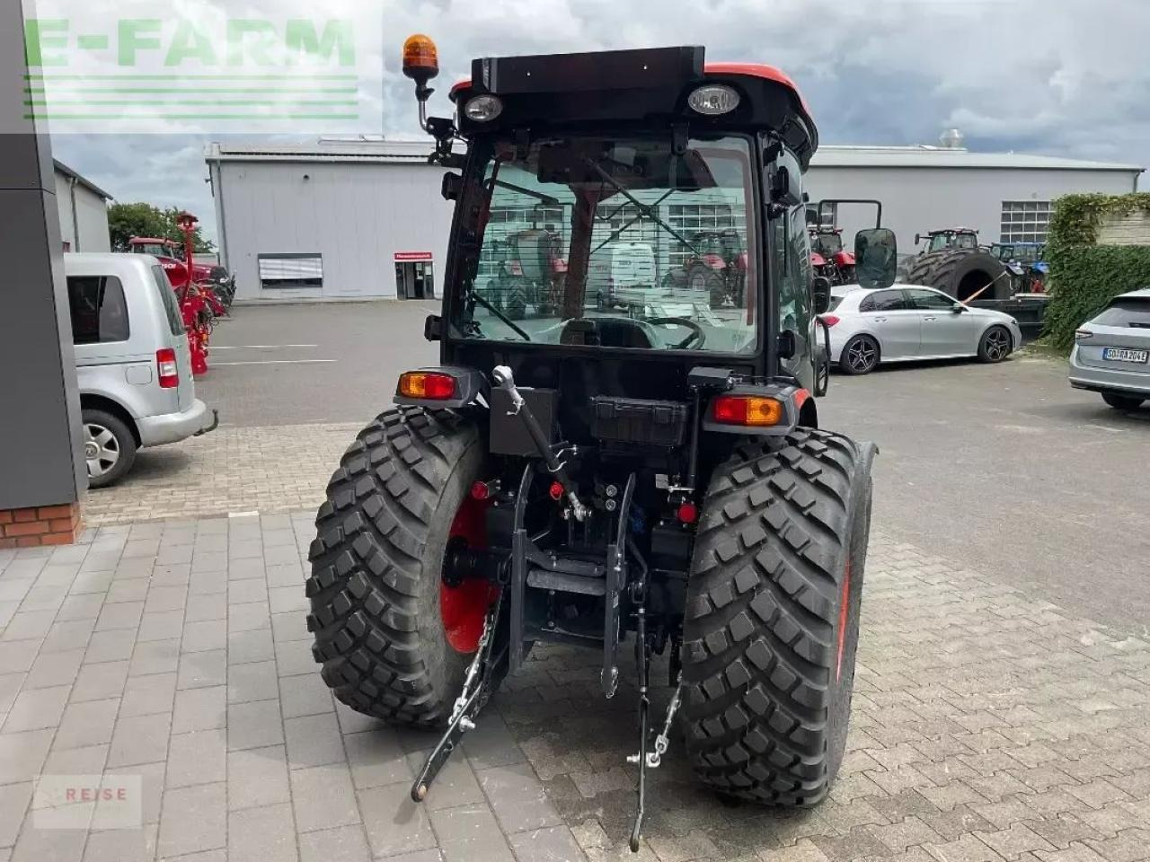 Kioti dk 6020 ch - Τρακτέρ: φωτογραφία 4 Kioti dk 6020 ch - Τρακτέρ: φωτογραφία 4