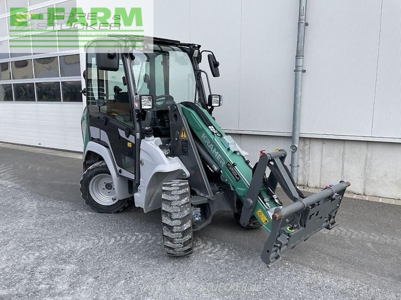 Kramer kl 12.5 - Μίνι εκσκαφέας: φωτογραφία 5 Kramer kl 12.5 - Μίνι εκσκαφέας: φωτογραφία 5