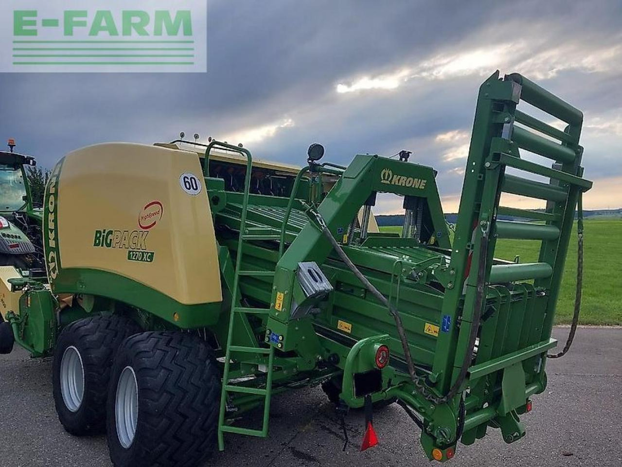 Krone big pack 1270 xc prechop - Χορτοδετική μηχανή τετράγωνες μπάλες: φωτογραφία 4 Krone big pack 1270 xc prechop - Χορτοδετική μηχανή τετράγωνες μπάλες: φωτογραφία 4