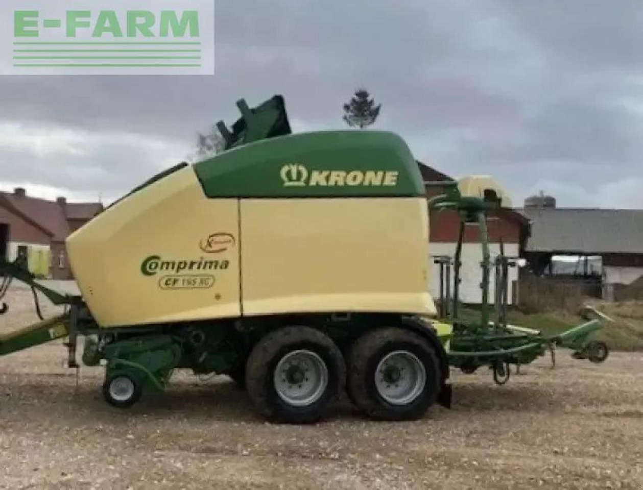 Krone comprima cf 155 - Χορτοδετική μηχανή τετράγωνες μπάλες: φωτογραφία 1 Krone comprima cf 155 - Χορτοδετική μηχανή τετράγωνες μπάλες: φωτογραφία 1