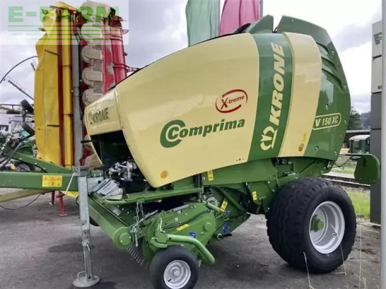 Krone comprima v 150 xc xtrem - Χορτοδετική μηχανή τετράγωνες μπάλες: φωτογραφία 1 Krone comprima v 150 xc xtrem - Χορτοδετική μηχανή τετράγωνες μπάλες: φωτογραφία 1