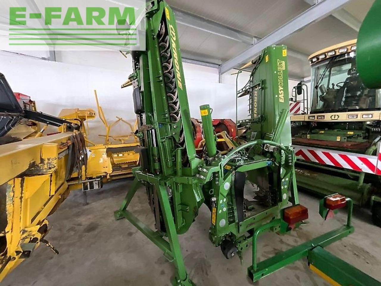 Krone easy collect 600-2 - Καλαμποκομαχαιρο: φωτογραφία 1 Krone easy collect 600-2 - Καλαμποκομαχαιρο: φωτογραφία 1