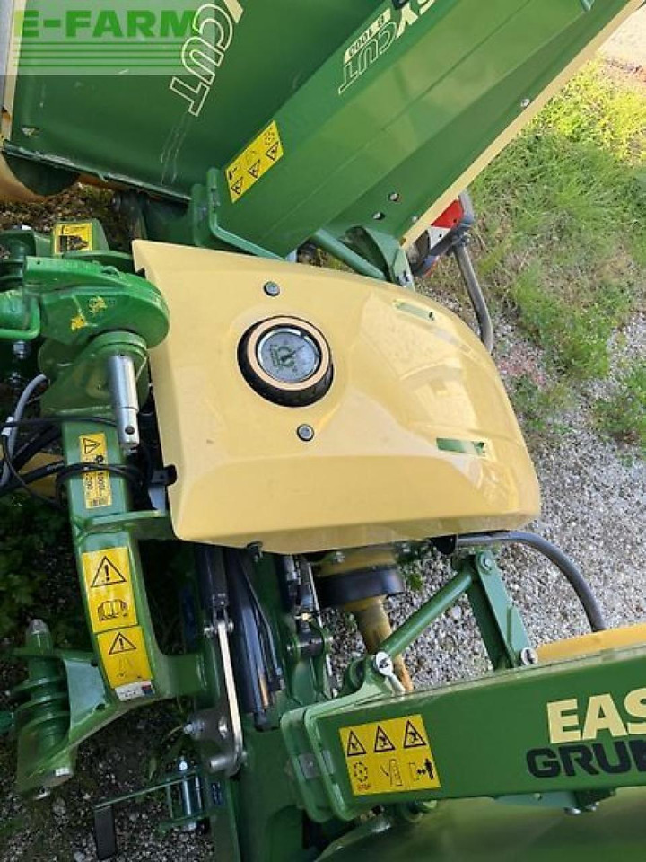 Krone easy cut f320m, mt603-40 - Χορτοκοπτικό: φωτογραφία 4 Krone easy cut f320m, mt603-40 - Χορτοκοπτικό: φωτογραφία 4