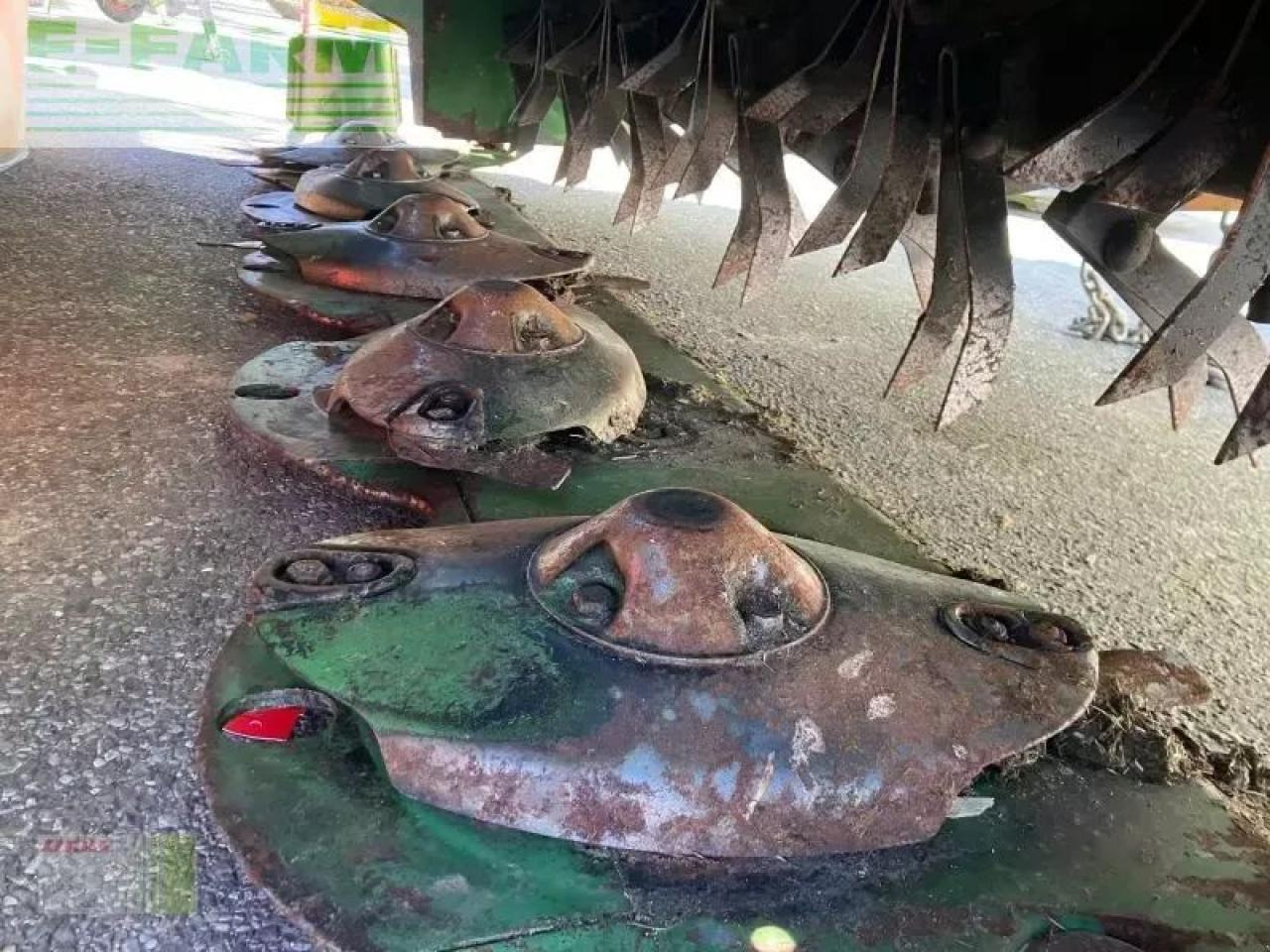 Krone easycut f320 cv - Χορτοκοπτικό: φωτογραφία 5 Krone easycut f320 cv - Χορτοκοπτικό: φωτογραφία 5