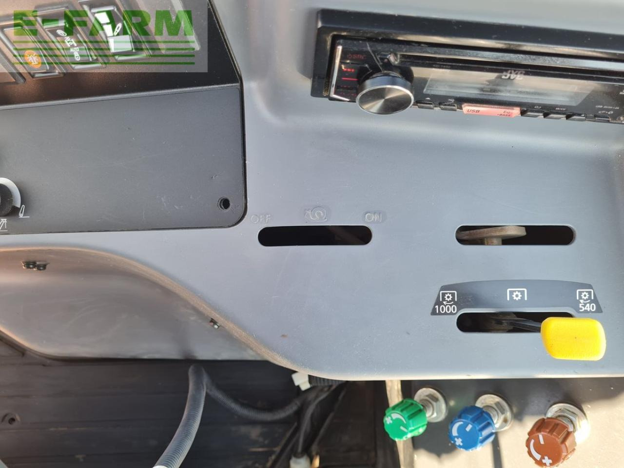 Τρακτέρ Kubota m115gx iv: φωτογραφία 18 Τρακτέρ Kubota m115gx iv: φωτογραφία 18