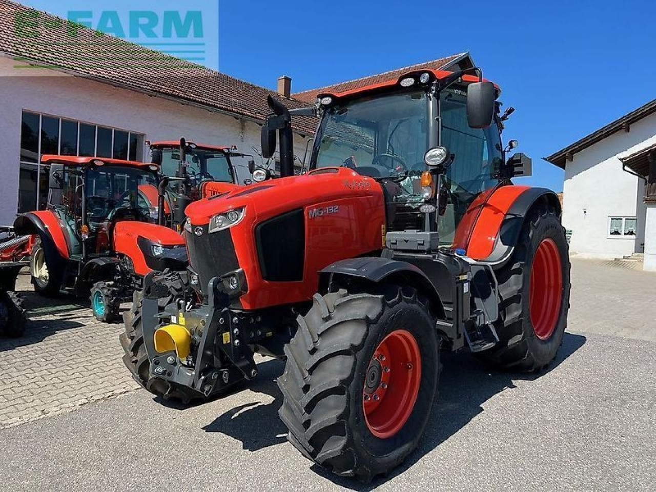 Kubota m6132 - Τρακτέρ: φωτογραφία 1 Kubota m6132 - Τρακτέρ: φωτογραφία 1
