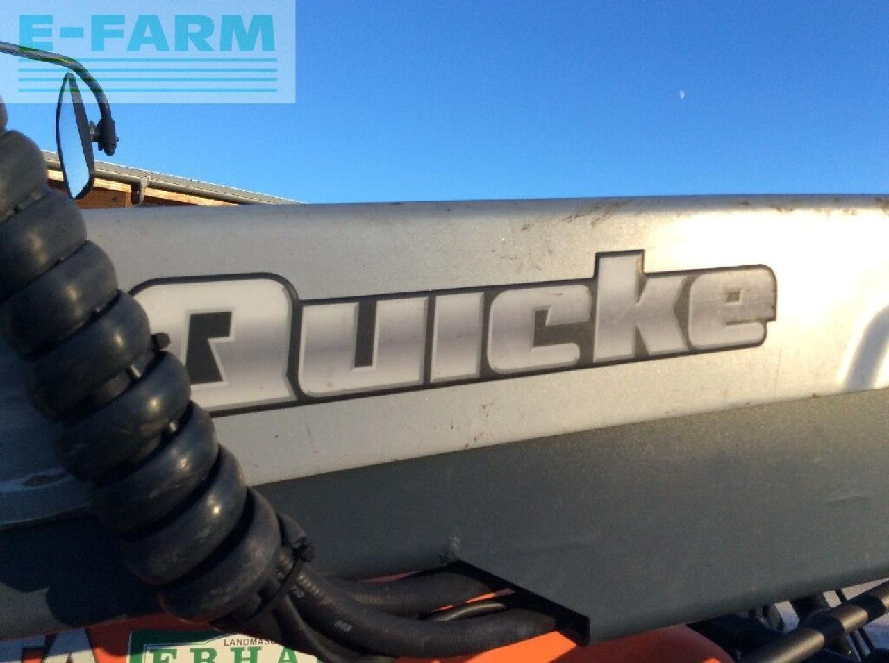 Τρακτέρ Kubota m7040: φωτογραφία 15 Τρακτέρ Kubota m7040: φωτογραφία 15