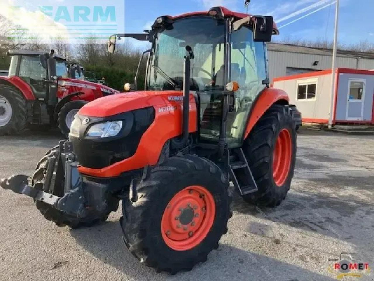 Kubota m7060 - Τρακτέρ: φωτογραφία 2 Kubota m7060 - Τρακτέρ: φωτογραφία 2