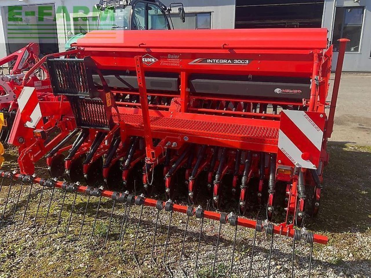 Kuhn hrb 303 / integra 3003 - Σπαρτική μηχανή: φωτογραφία 1 Kuhn hrb 303 / integra 3003 - Σπαρτική μηχανή: φωτογραφία 1