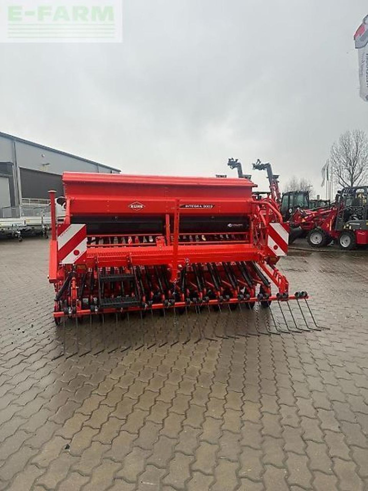 Kuhn integra 3003 24sd + hrb303d - Σπαρτική μηχανή: φωτογραφία 5 Kuhn integra 3003 24sd + hrb303d - Σπαρτική μηχανή: φωτογραφία 5