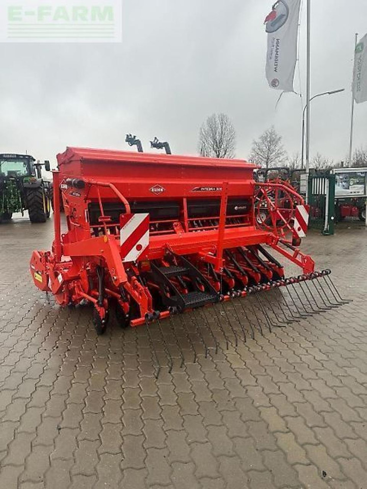 Kuhn integra 3003 24sd + hrb303d - Σπαρτική μηχανή: φωτογραφία 4 Kuhn integra 3003 24sd + hrb303d - Σπαρτική μηχανή: φωτογραφία 4