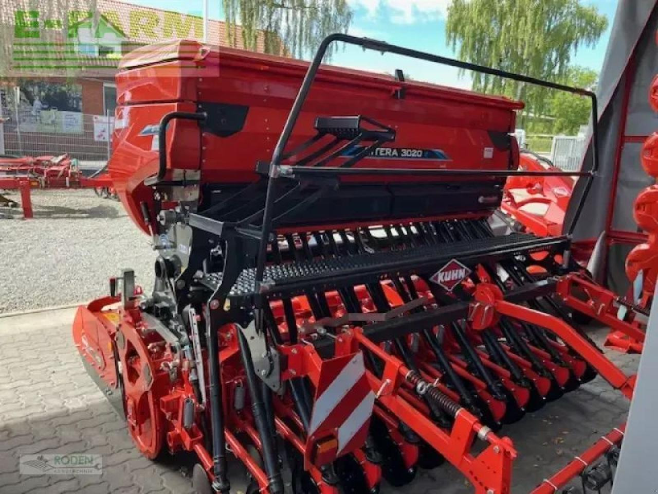 Kuhn sitera 3020-24e - Σπαρτική με σβάρνα: φωτογραφία 3 Kuhn sitera 3020-24e - Σπαρτική με σβάρνα: φωτογραφία 3