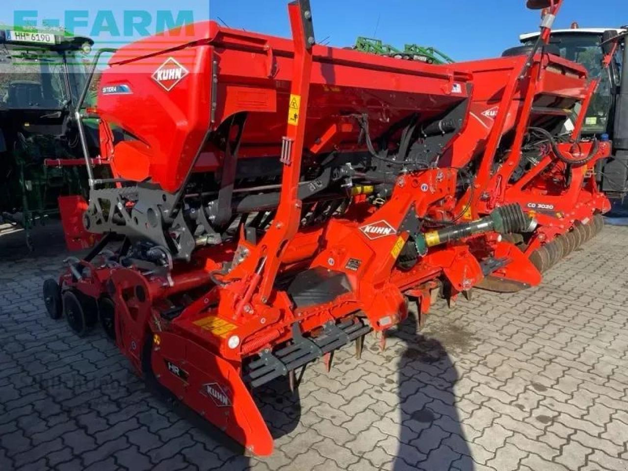 Kuhn sitera 3030 24e - Σπαρτική με σβάρνα: φωτογραφία 3 Kuhn sitera 3030 24e - Σπαρτική με σβάρνα: φωτογραφία 3