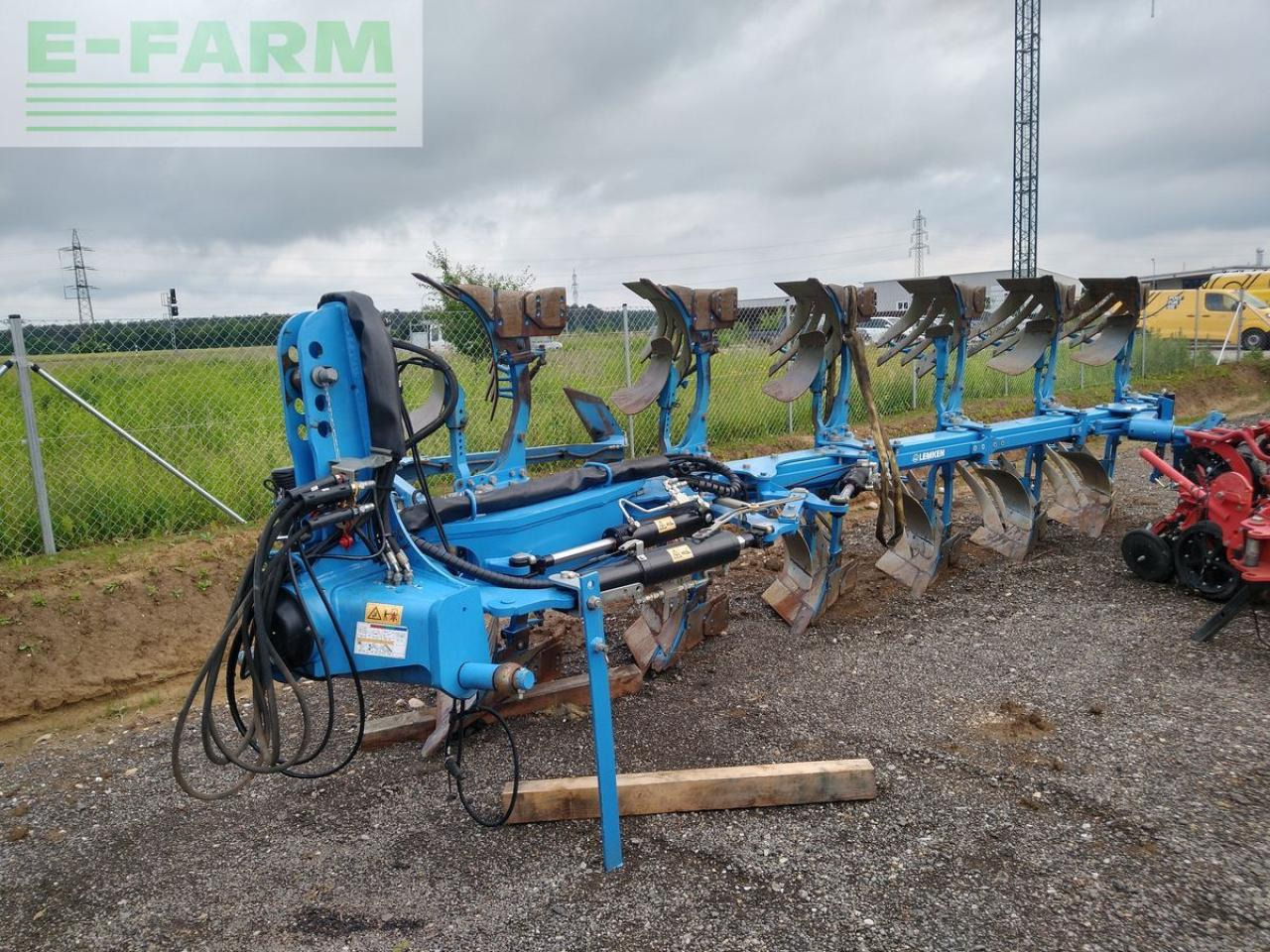 Lemken juwel8 v6l100 - Άροτρο: φωτογραφία 2 Lemken juwel8 v6l100 - Άροτρο: φωτογραφία 2