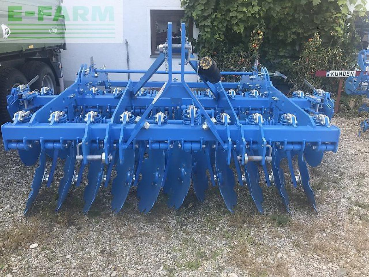 Lemken rubin 10/300 u - Δισκοσβάρνα: φωτογραφία 2 Lemken rubin 10/300 u - Δισκοσβάρνα: φωτογραφία 2