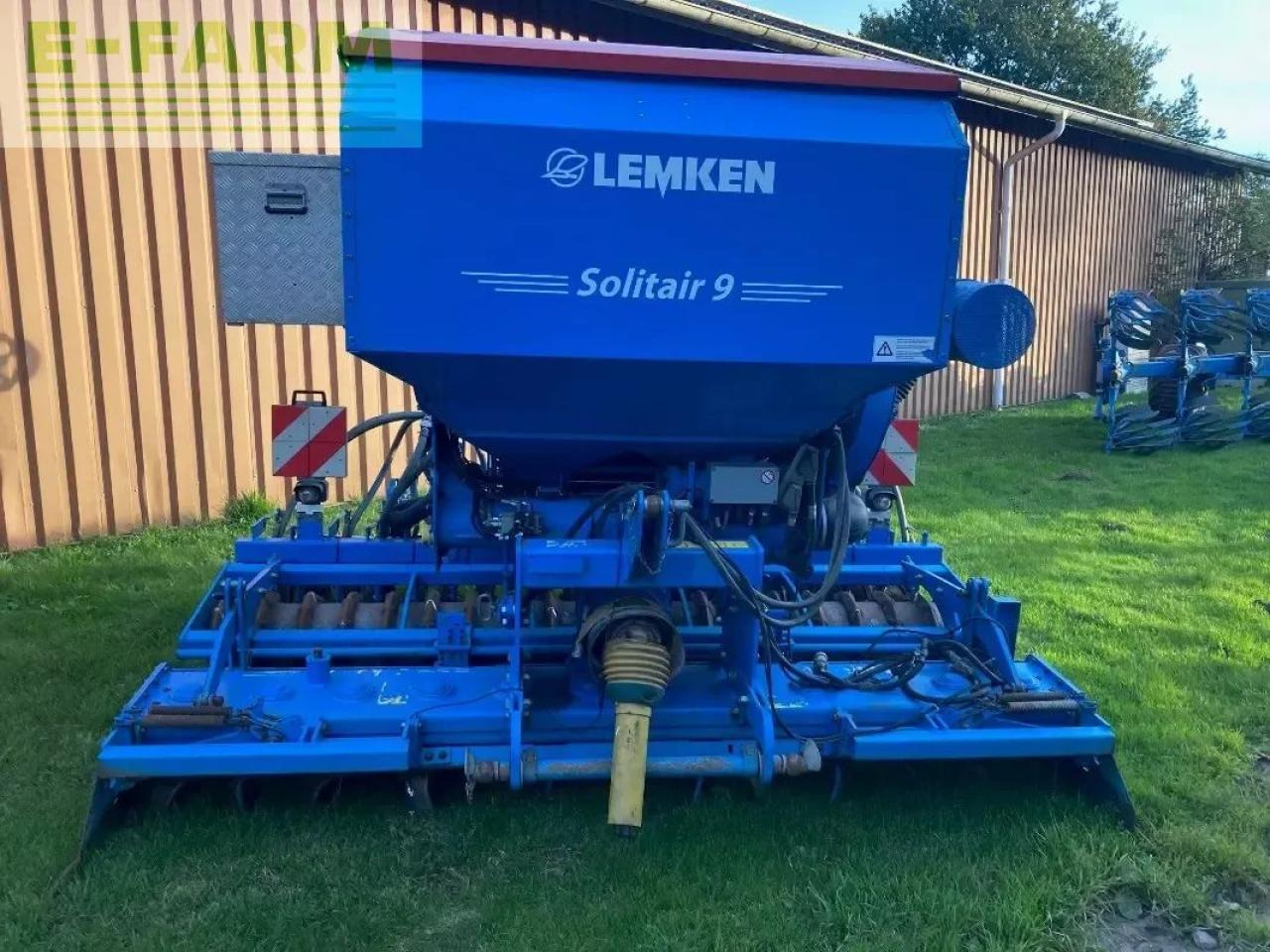 Lemken zirkon 12/300 solitair 9/300 - Σπαρτική με σβάρνα: φωτογραφία 3 Lemken zirkon 12/300 solitair 9/300 - Σπαρτική με σβάρνα: φωτογραφία 3