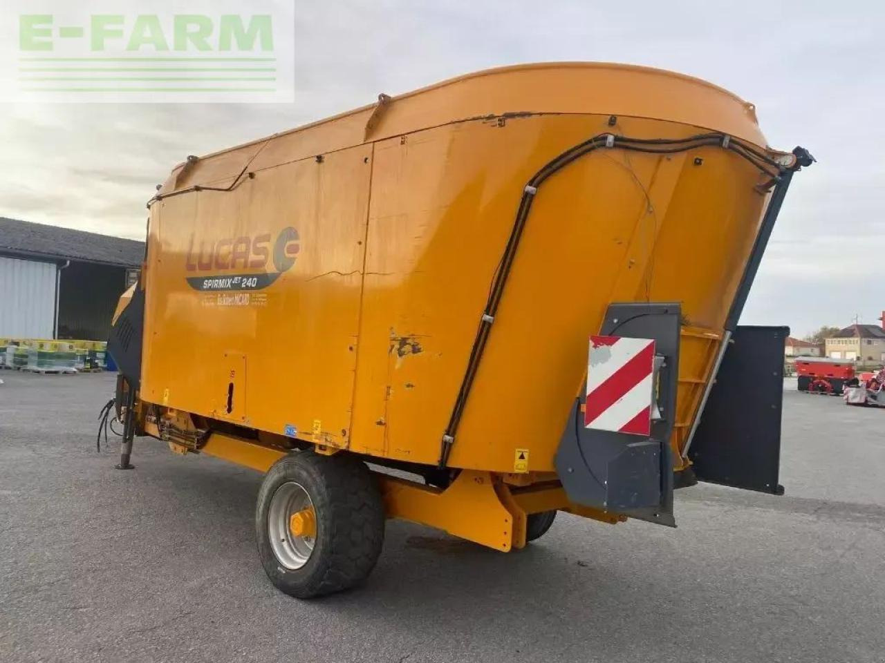 Lucas spirmixjet 240 - Μηχανηματα κτηνοτροφιασ: φωτογραφία 3 Lucas spirmixjet 240 - Μηχανηματα κτηνοτροφιασ: φωτογραφία 3
