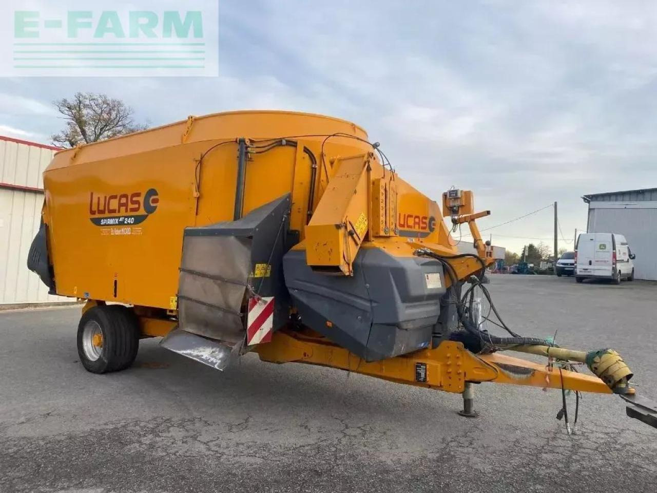 Lucas spirmixjet 240 - Μηχανηματα κτηνοτροφιασ: φωτογραφία 1 Lucas spirmixjet 240 - Μηχανηματα κτηνοτροφιασ: φωτογραφία 1