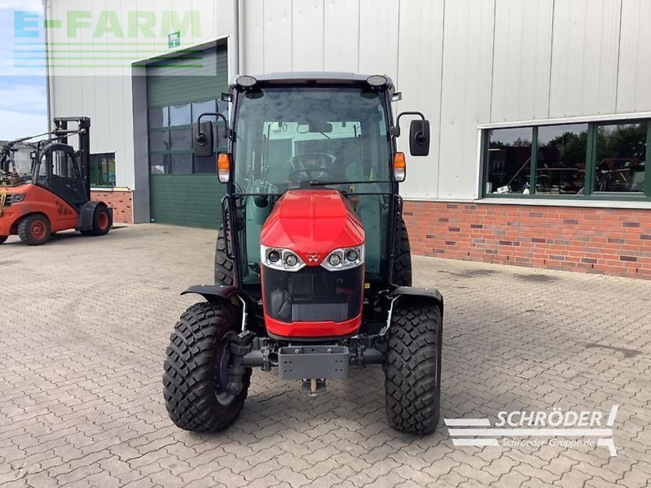 Massey Ferguson 1750 m hc - Τρακτέρ: φωτογραφία 2 Massey Ferguson 1750 m hc - Τρακτέρ: φωτογραφία 2