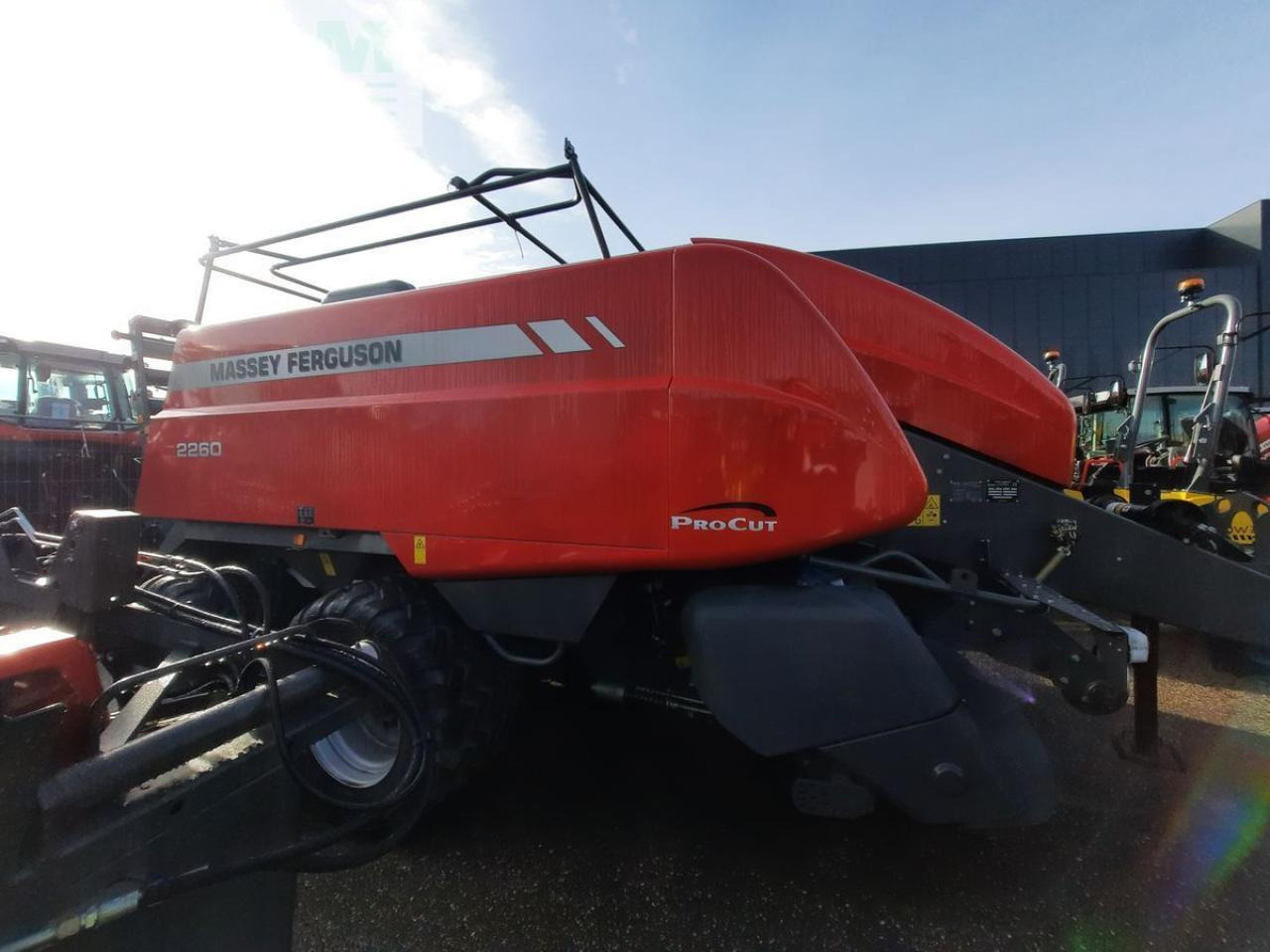 Massey Ferguson 2260 tc - Χορτοδετική μηχανή τετράγωνες μπάλες: φωτογραφία 1 Massey Ferguson 2260 tc - Χορτοδετική μηχανή τετράγωνες μπάλες: φωτογραφία 1