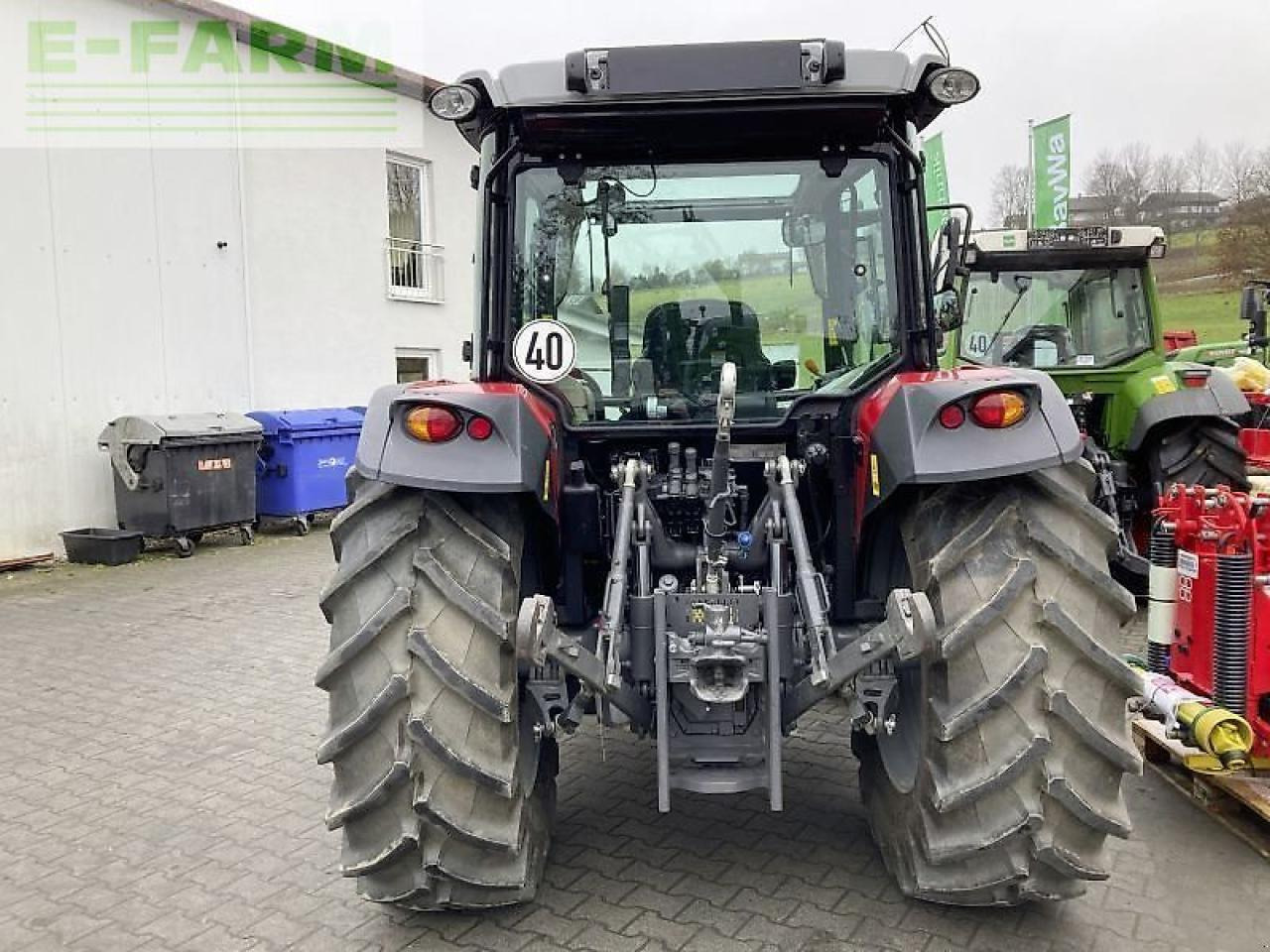 Massey Ferguson 4708 m essential - Τρακτέρ: φωτογραφία 5 Massey Ferguson 4708 m essential - Τρακτέρ: φωτογραφία 5