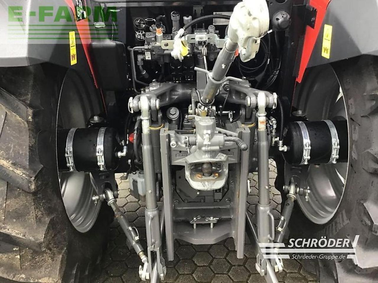 Massey Ferguson 4709 m cab essential - Τρακτέρ: φωτογραφία 5 Massey Ferguson 4709 m cab essential - Τρακτέρ: φωτογραφία 5