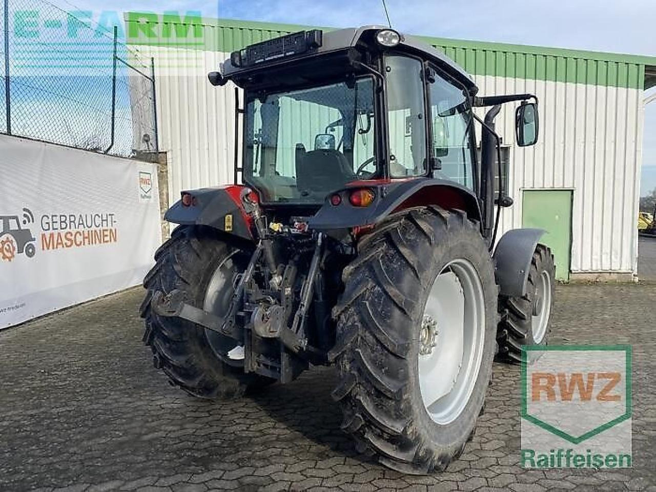 Massey Ferguson 6712 - Τρακτέρ: φωτογραφία 2 Massey Ferguson 6712 - Τρακτέρ: φωτογραφία 2