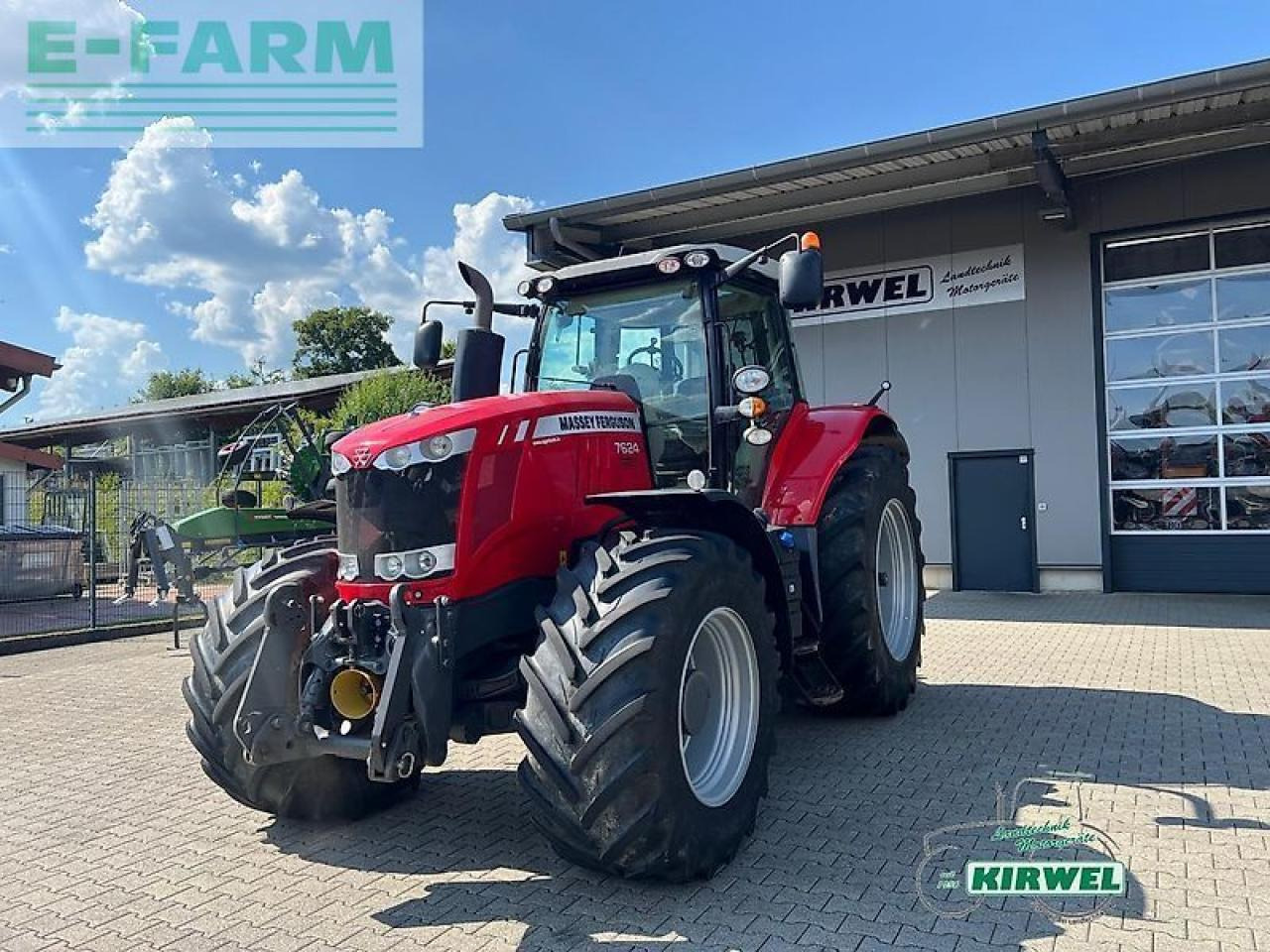 Massey Ferguson 7624 dynavt - Τρακτέρ: φωτογραφία 2 Massey Ferguson 7624 dynavt - Τρακτέρ: φωτογραφία 2