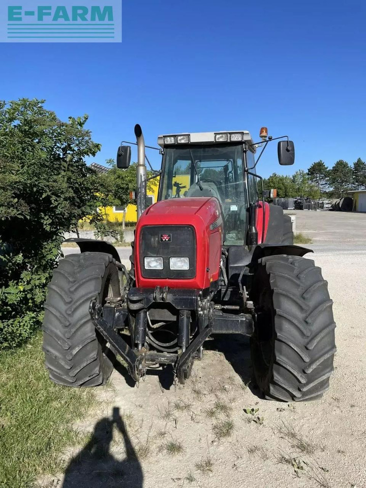 Massey Ferguson 8250-4 - Τρακτέρ: φωτογραφία 2 Massey Ferguson 8250-4 - Τρακτέρ: φωτογραφία 2
