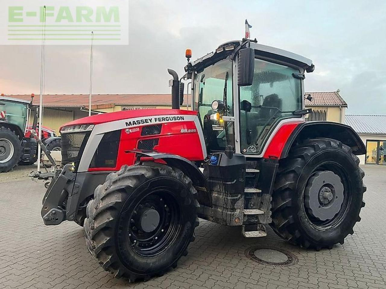 Massey Ferguson 8s.225 dyna vt exclusive Exclusive - Τρακτέρ: φωτογραφία 2 Massey Ferguson 8s.225 dyna vt exclusive Exclusive - Τρακτέρ: φωτογραφία 2