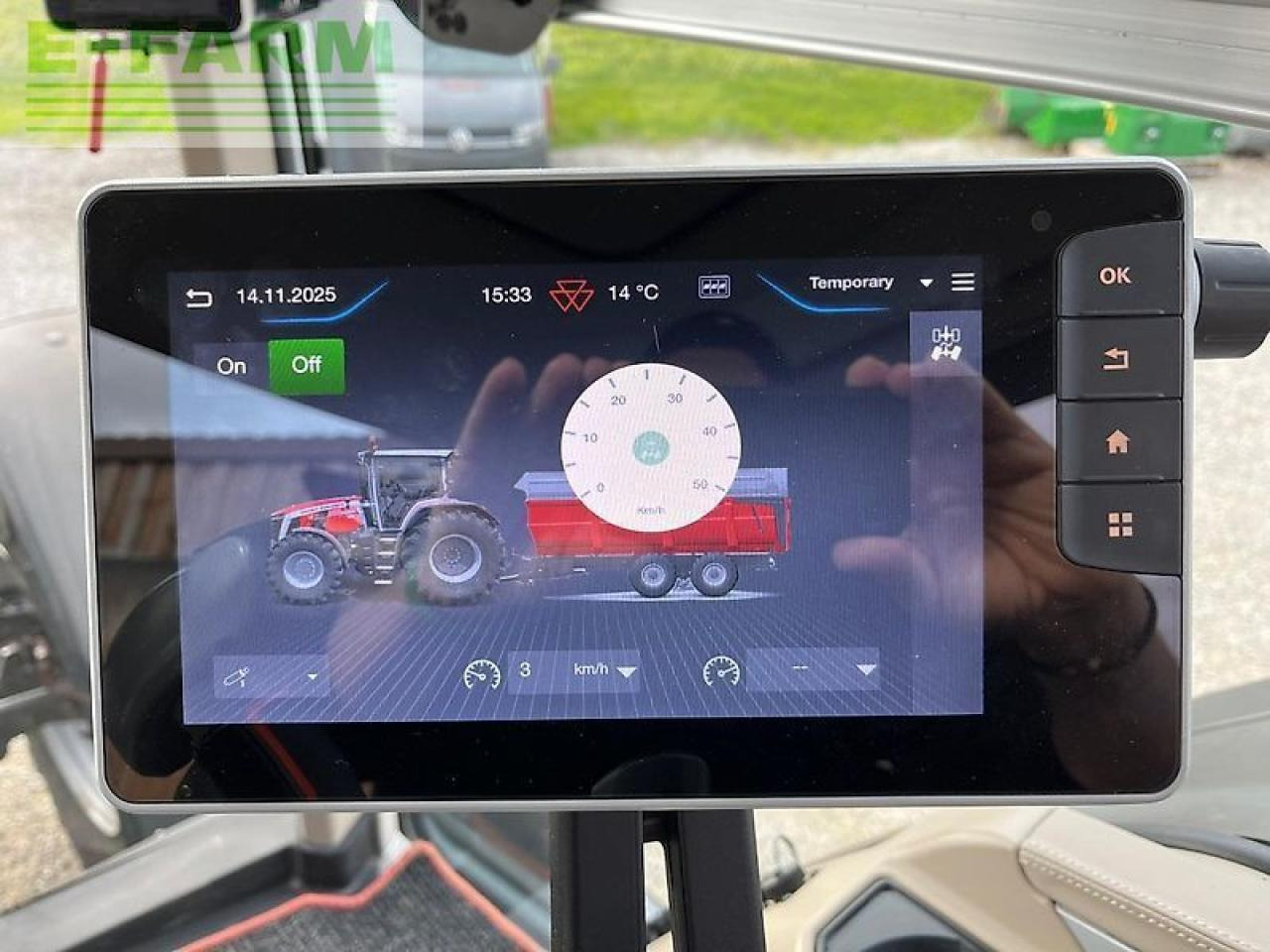 Τρακτέρ Massey Ferguson 8s.265: φωτογραφία 18