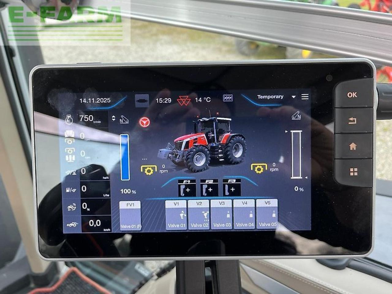 Τρακτέρ Massey Ferguson 8s.265: φωτογραφία 10