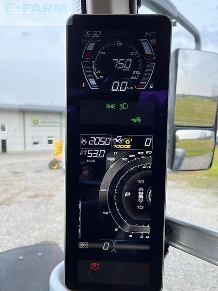 Τρακτέρ Massey Ferguson 8s.265: φωτογραφία 11