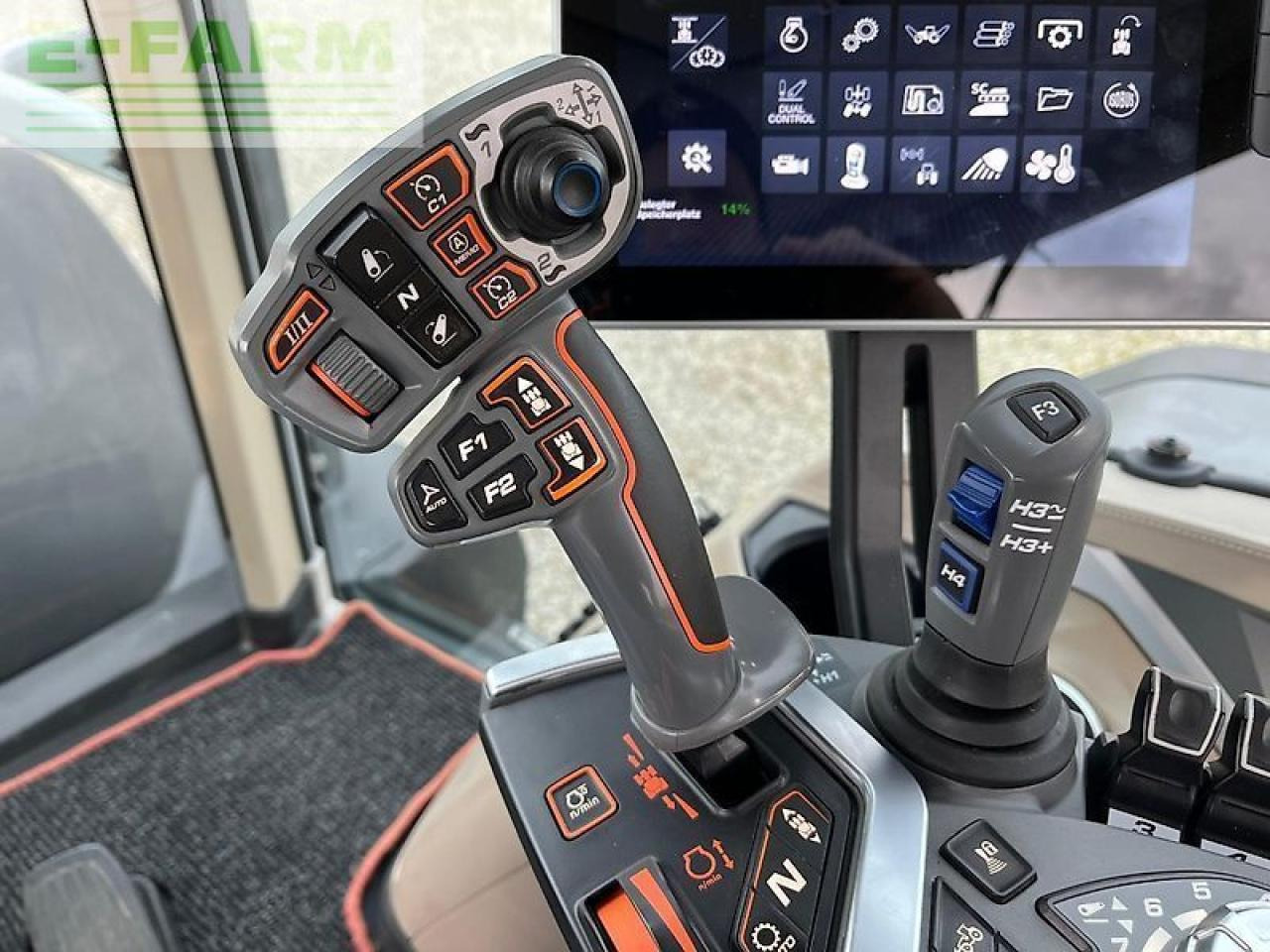 Τρακτέρ Massey Ferguson 8s.265: φωτογραφία 13