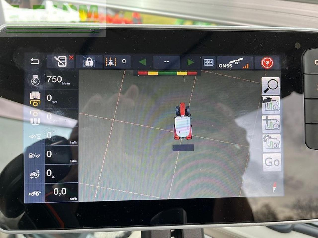 Τρακτέρ Massey Ferguson 8s.265: φωτογραφία 17