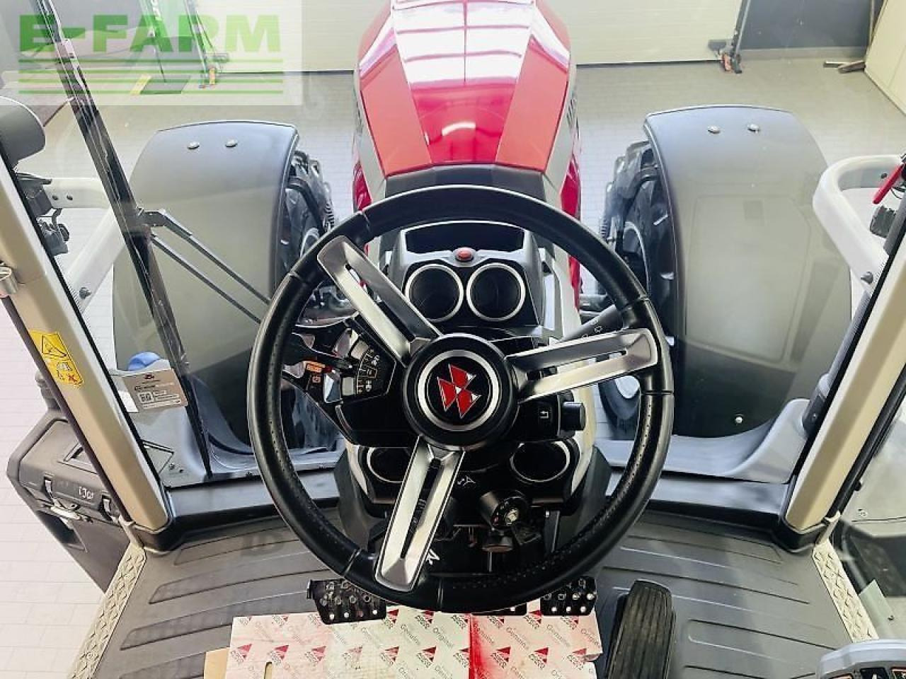 Τρακτέρ Massey Ferguson 8s.305 dyna-vt exclusive Exclusive: φωτογραφία 19 Τρακτέρ Massey Ferguson 8s.305 dyna-vt exclusive Exclusive: φωτογραφία 19