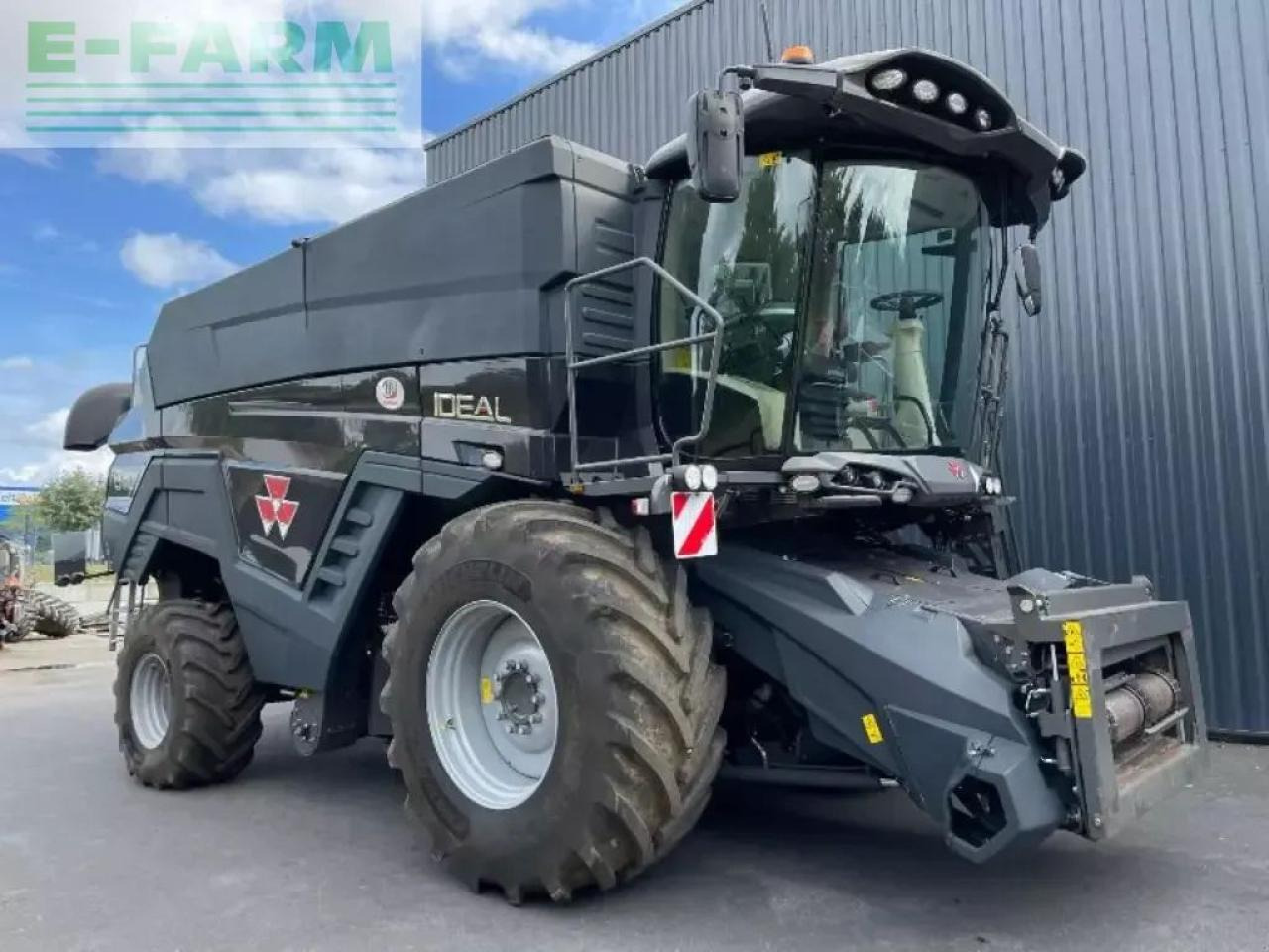 Massey Ferguson ideal 8 pl - Θεριζοαλωνιστική μηχανή: φωτογραφία 2 Massey Ferguson ideal 8 pl - Θεριζοαλωνιστική μηχανή: φωτογραφία 2