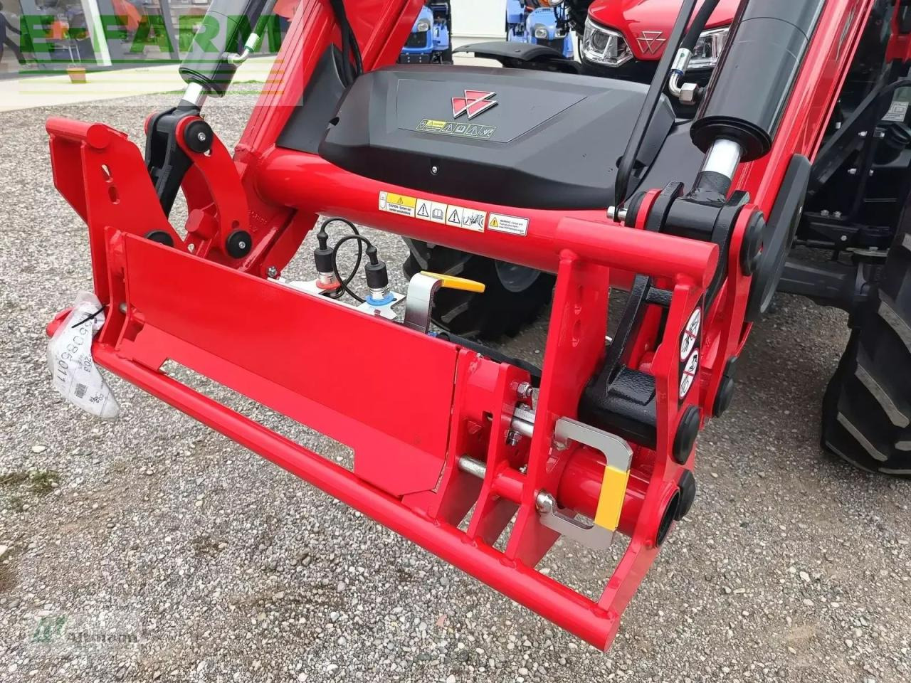 Massey Ferguson mf 4708 m kabine - Τρακτέρ: φωτογραφία 5 Massey Ferguson mf 4708 m kabine - Τρακτέρ: φωτογραφία 5