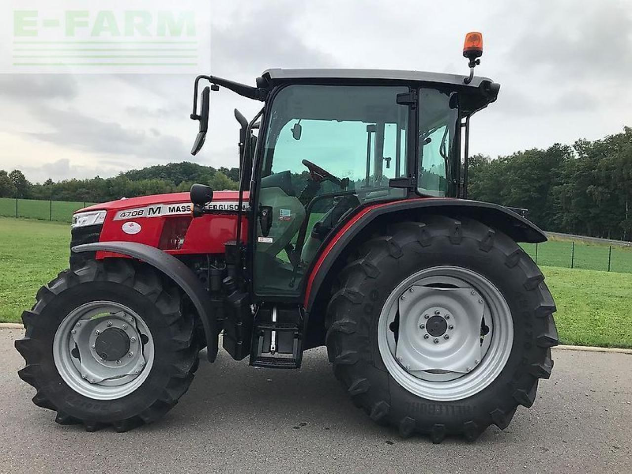 Massey Ferguson mf 4708 m - Τρακτέρ: φωτογραφία 1 Massey Ferguson mf 4708 m - Τρακτέρ: φωτογραφία 1