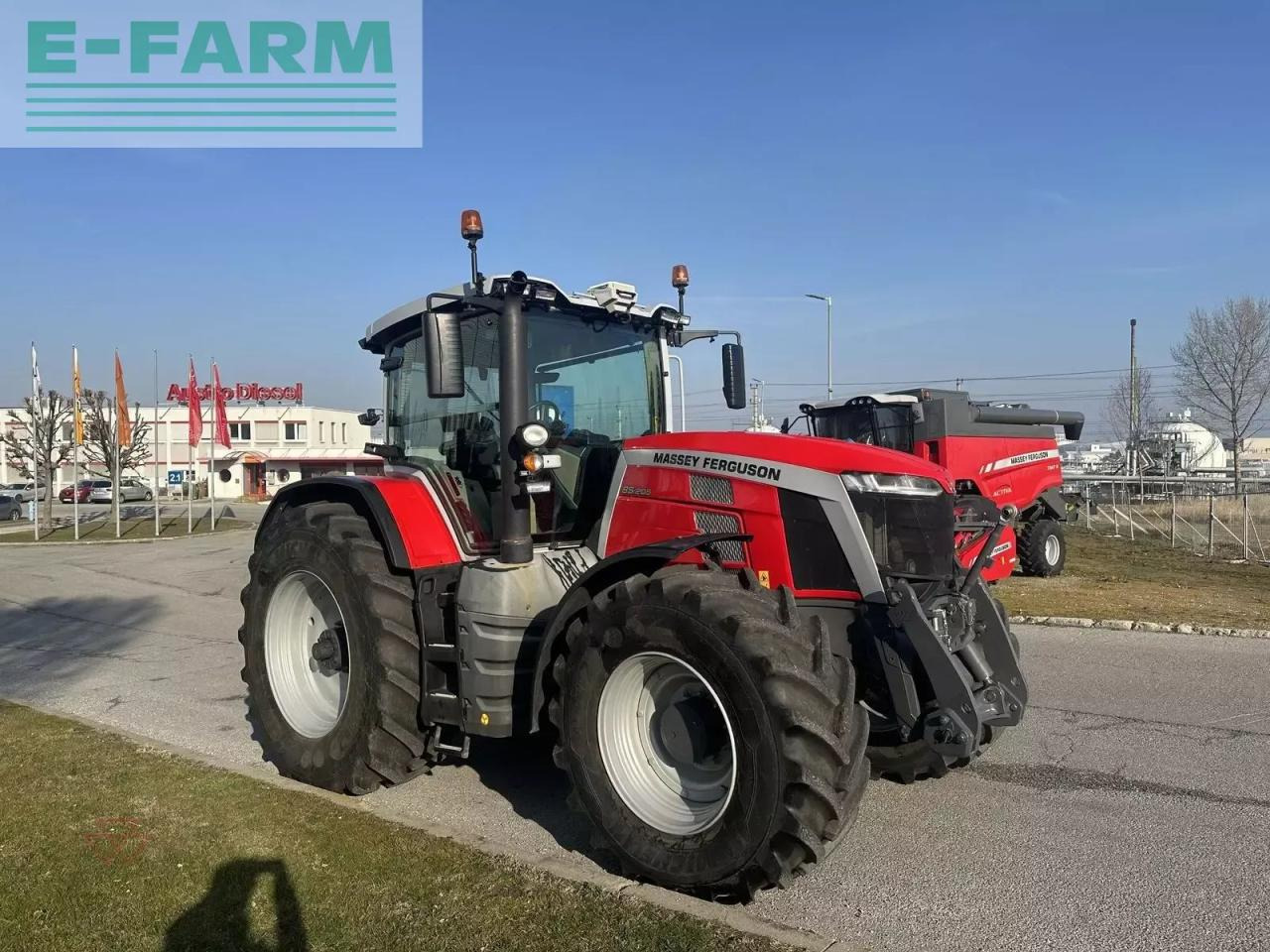 Massey Ferguson mf 8s.205 - Τρακτέρ: φωτογραφία 1 Massey Ferguson mf 8s.205 - Τρακτέρ: φωτογραφία 1