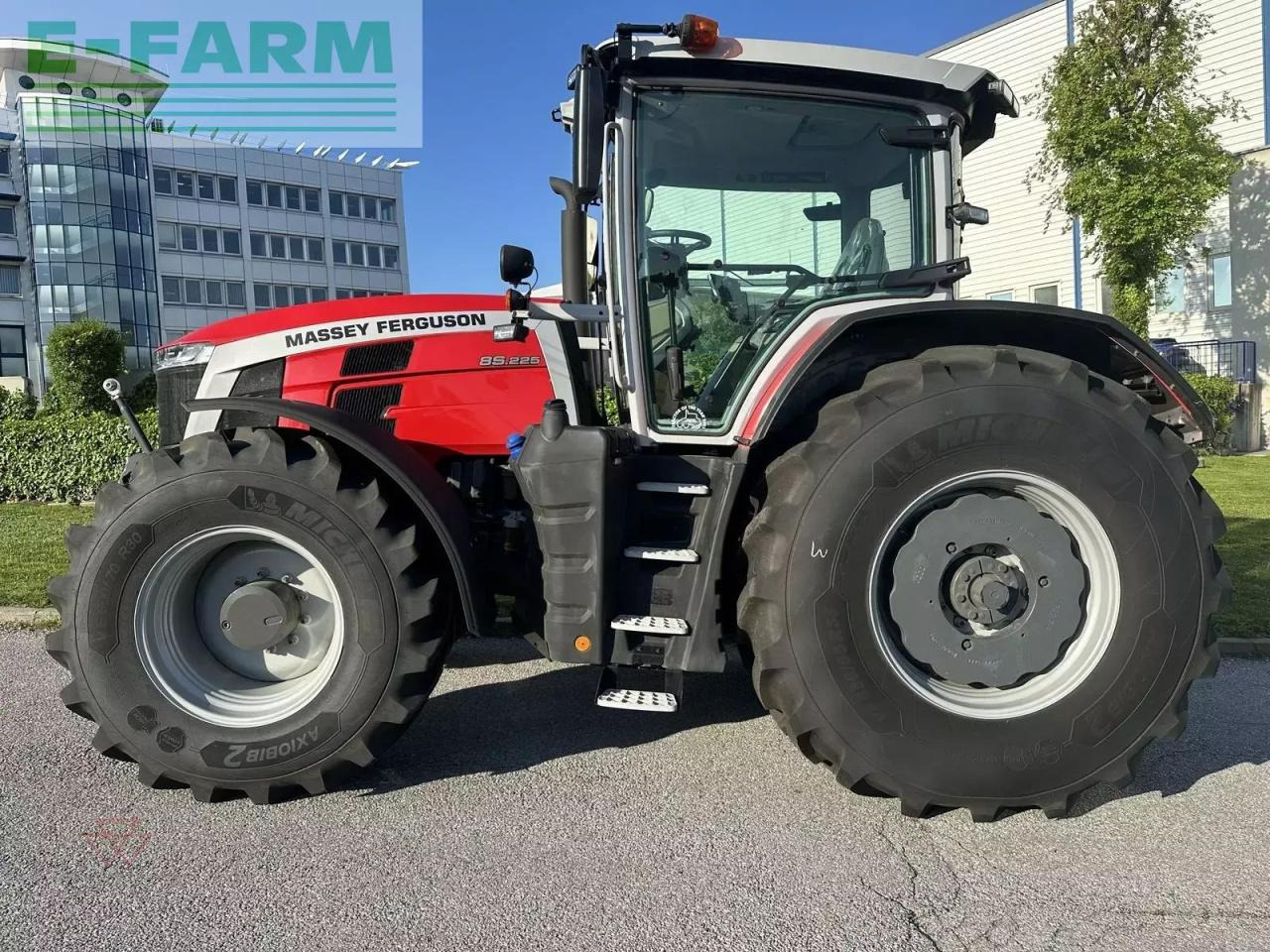 Massey Ferguson mf 8s.225 - Τρακτέρ: φωτογραφία 5 Massey Ferguson mf 8s.225 - Τρακτέρ: φωτογραφία 5