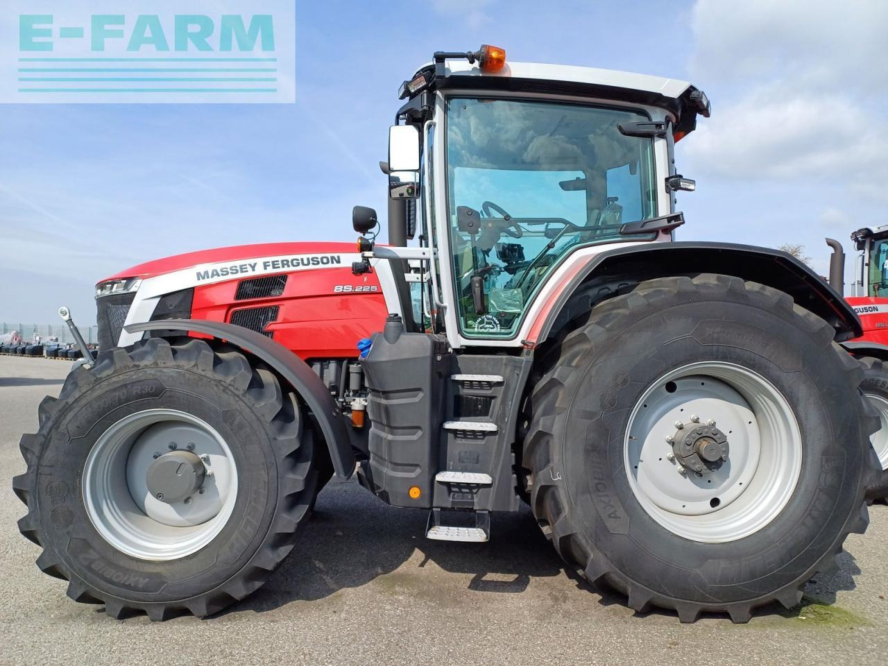 Massey Ferguson mf 8s.225 - Τρακτέρ: φωτογραφία 4 Massey Ferguson mf 8s.225 - Τρακτέρ: φωτογραφία 4