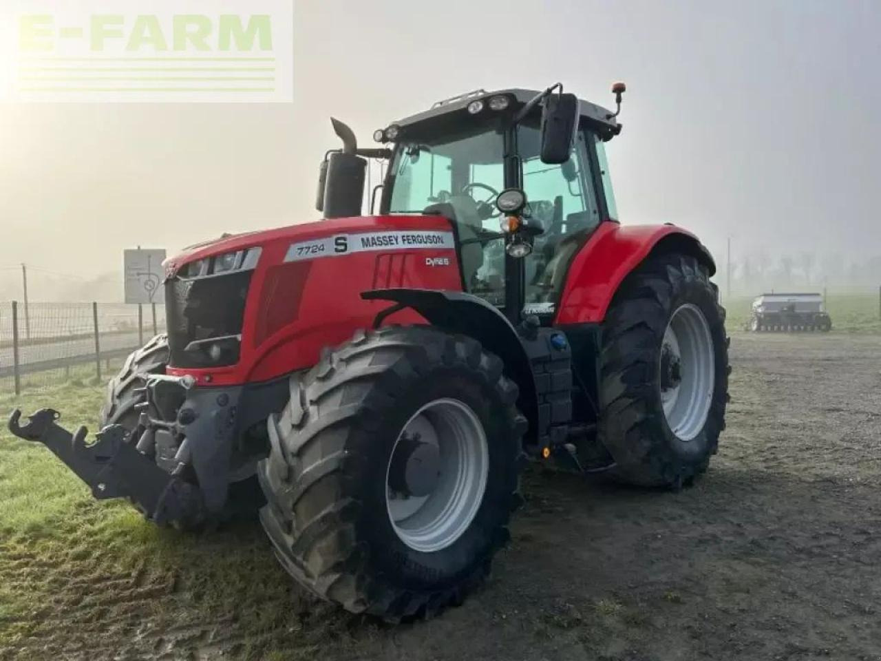 Massey Ferguson mf7724s - Τρακτέρ: φωτογραφία 1 Massey Ferguson mf7724s - Τρακτέρ: φωτογραφία 1