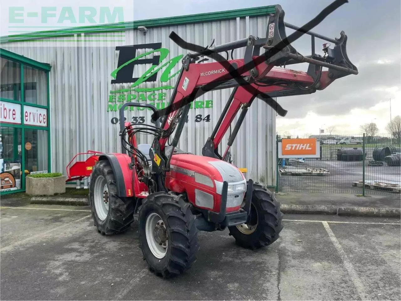McCormick tracteur agricole c80l mc cormick - Τρακτέρ: φωτογραφία 2 McCormick tracteur agricole c80l mc cormick - Τρακτέρ: φωτογραφία 2