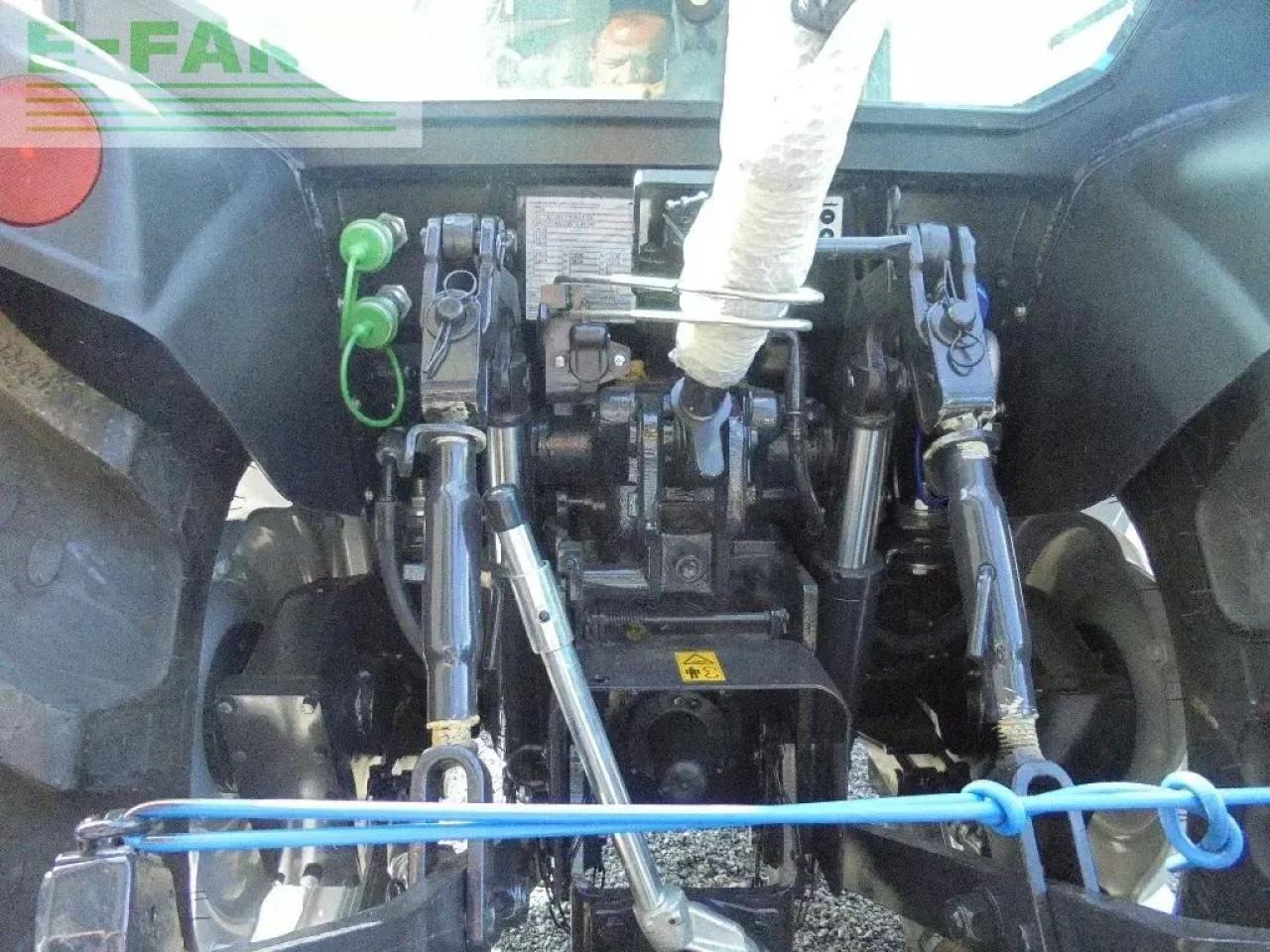 McCormick x2.055 - Τρακτέρ: φωτογραφία 5 McCormick x2.055 - Τρακτέρ: φωτογραφία 5