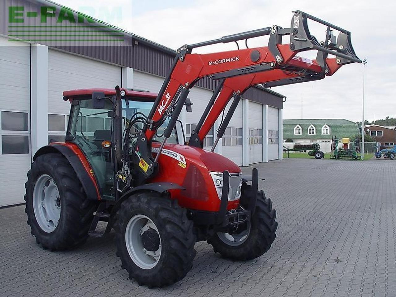 McCormick x50.30 - Τρακτέρ: φωτογραφία 1 McCormick x50.30 - Τρακτέρ: φωτογραφία 1