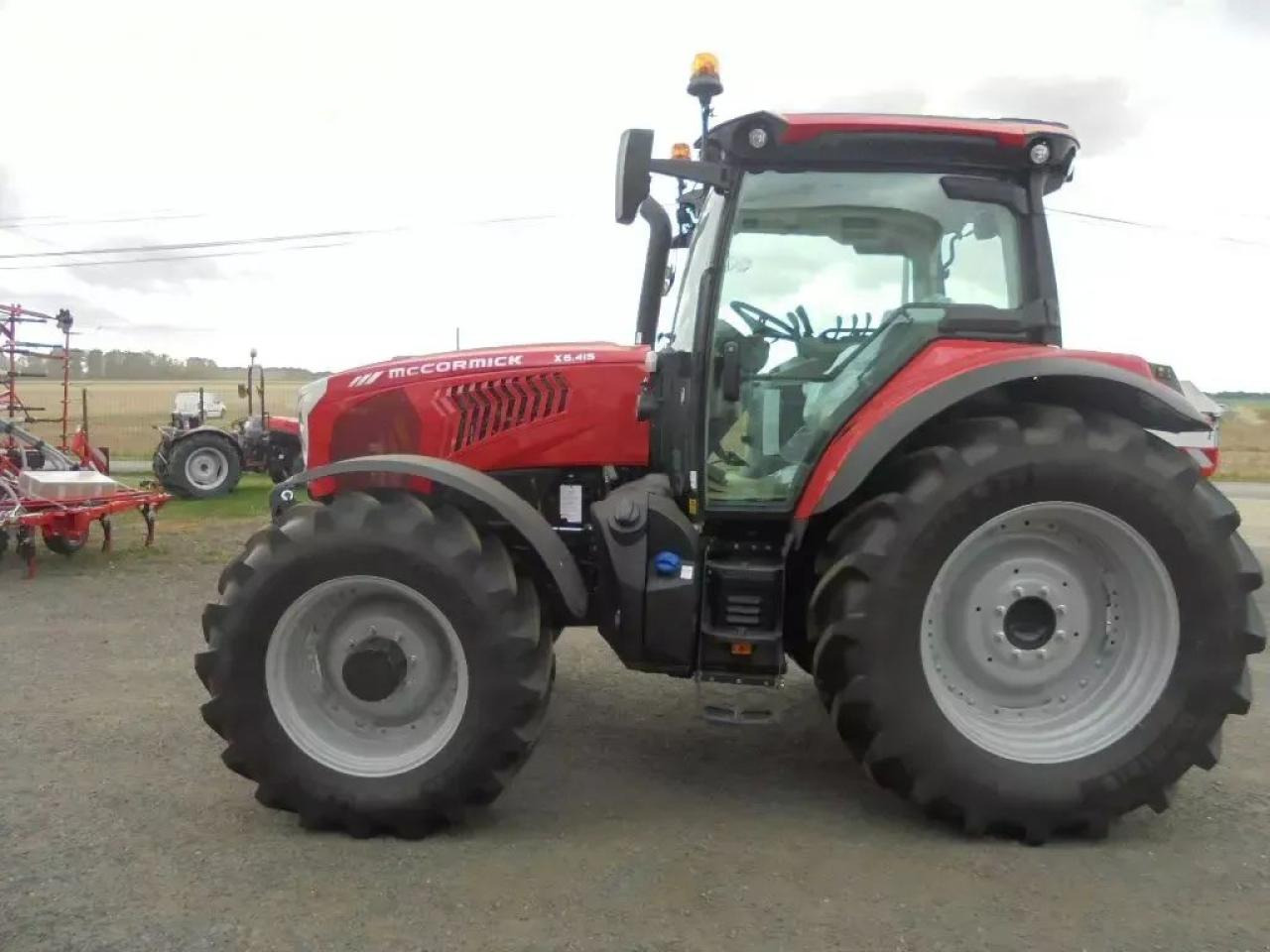 McCormick x6-415m - Τρακτέρ: φωτογραφία 5 McCormick x6-415m - Τρακτέρ: φωτογραφία 5